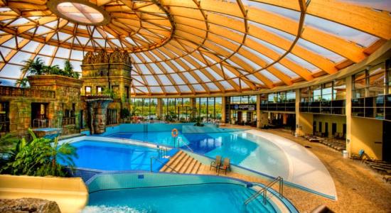 transfer from budapest liszt ferenc airport to ramada aquaworld resort budapest